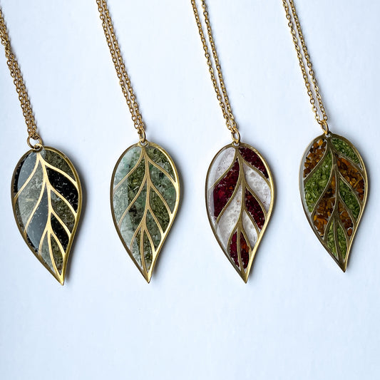 Leaf Necklace Gold