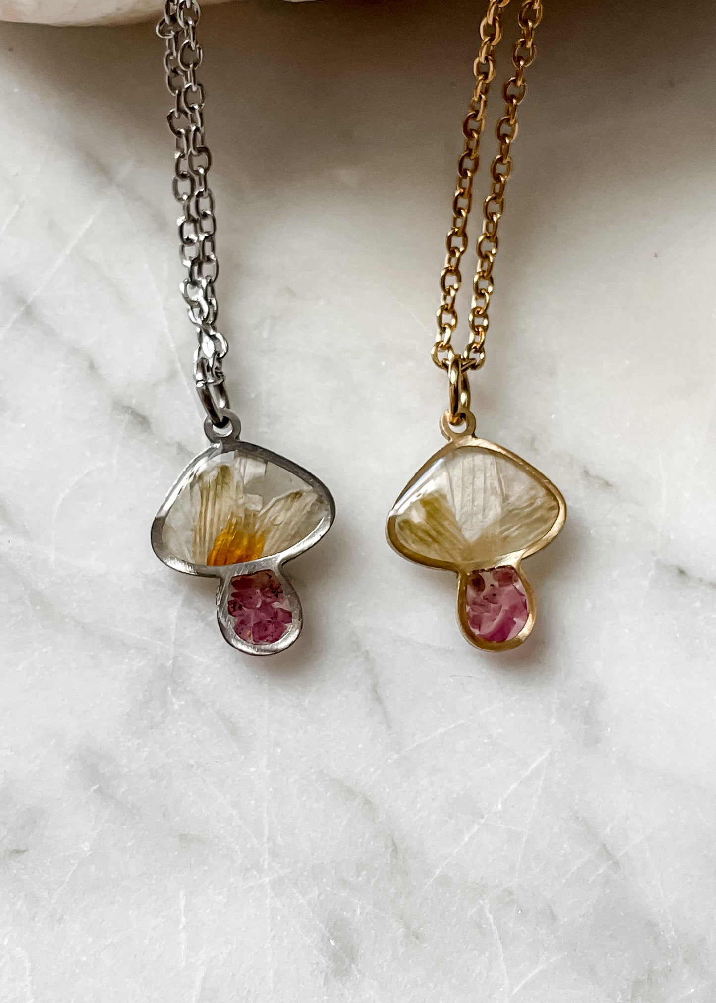 January Mushies - Birthstone & Flower